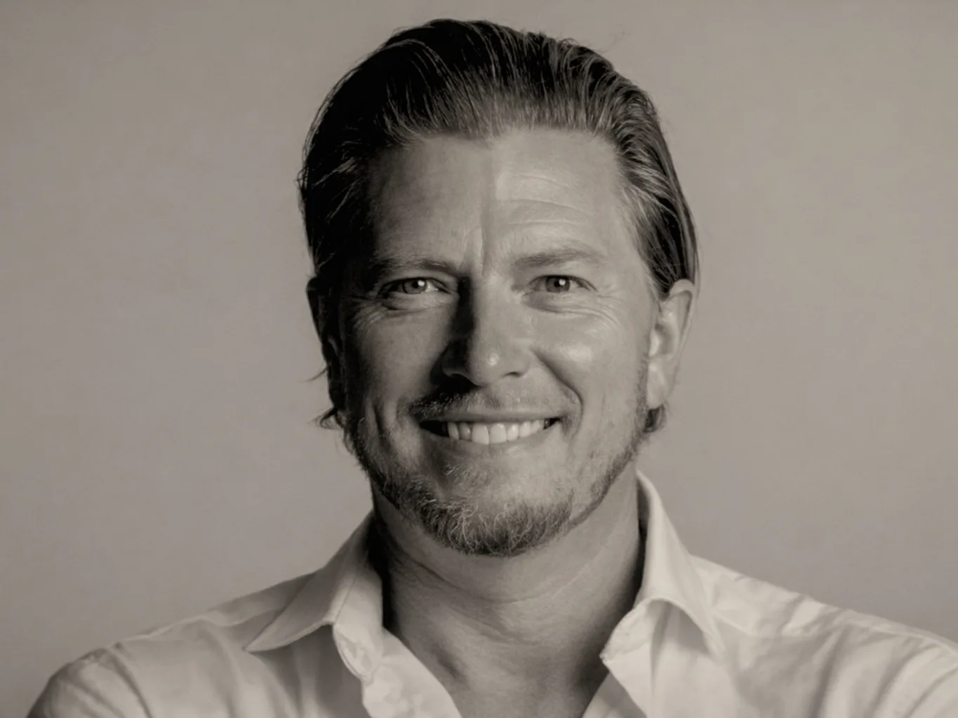 E34: Når chefen er 16 år: ledelse, bevægelse og fællesskab i skolen – med Claus Drachmann Kaasby-Wang